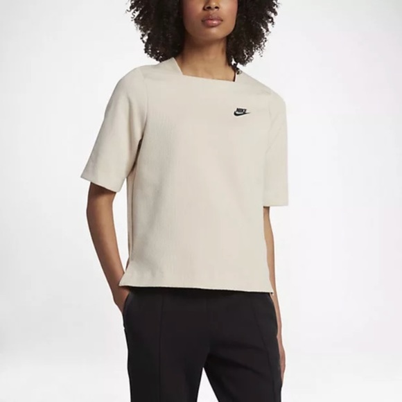 Tan nike shirt womens Clearance